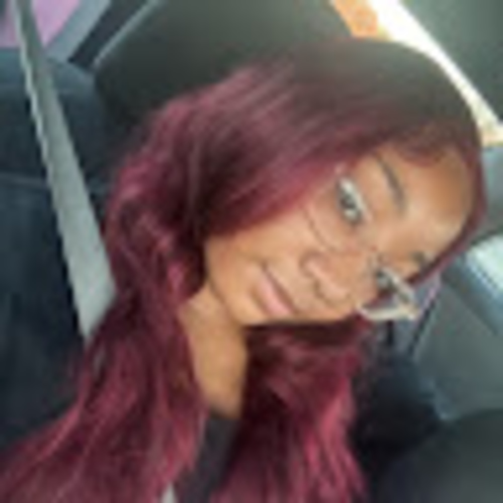 Meet your Posher, Ayana